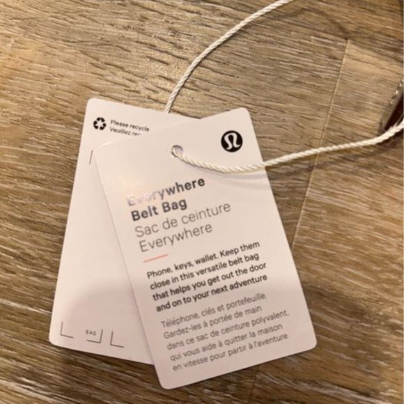 LULULEMON everywhere beltbag BNWT - Picture 3 of 3